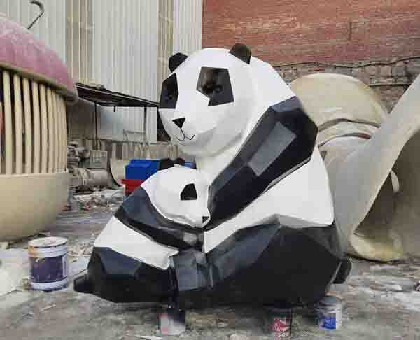 定做玻璃鋼雕塑廠家機械熊貓雕塑