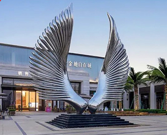 大型不銹鋼抽象翅膀雕塑