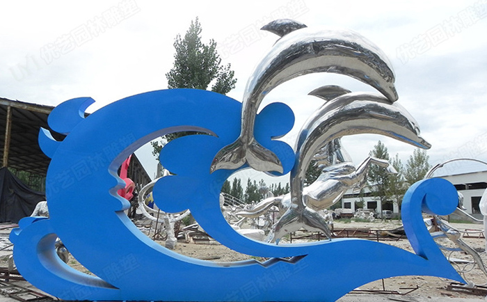 不銹鋼海豚雕塑